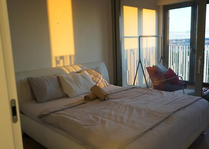 Hotel Cloud 17 - Luxury View Floor For Nomads In Center Praag