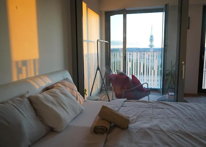 Cloud 17 - Luxury View Floor For Nomads In Center * Praag