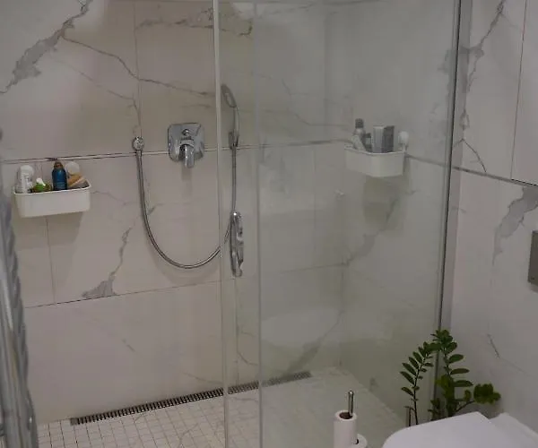 Cloud 17 - Luxury View Floor For Nomads In Center Hotel Praag